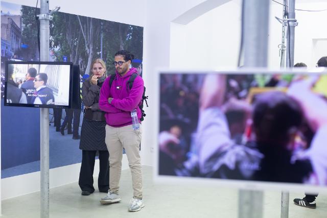 Letošní Festival Fotograf Zone se vztahuje k širokému tématu mezilidské komunikace. | Foto: Adéla Vosičková