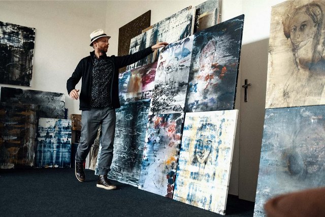 Patrik nejprve sní a až poté vysněné nachází v realitě. Tak je to i s věčným motivem pohoří. | Foto: Archiv Patrika Hábla