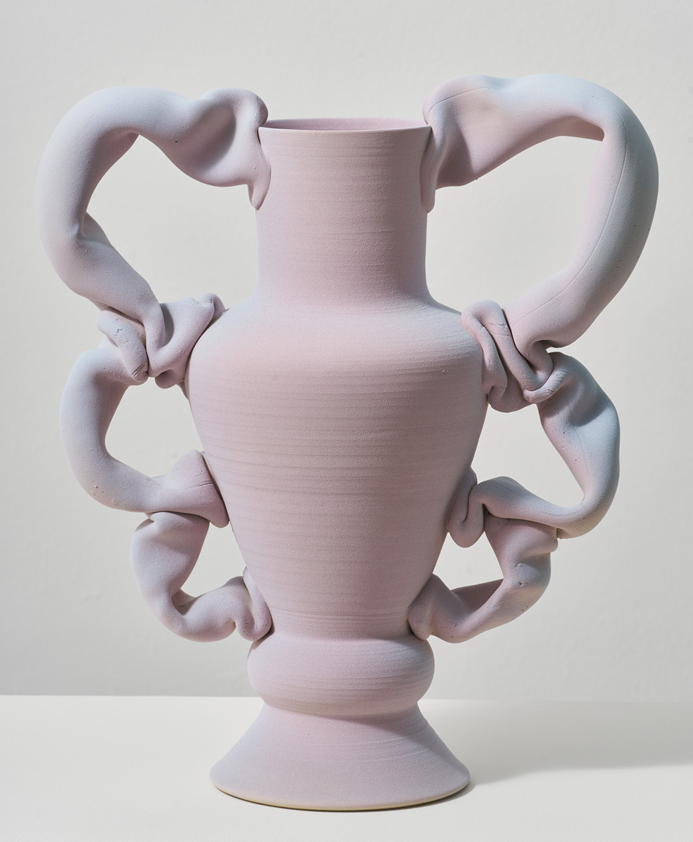 Karolína Kučerová - EMPATHY 3. Pink Butterfly Vessel