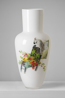 František Jungvirt - Váza s papouškem