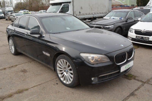 BMW 750i XDRIVE