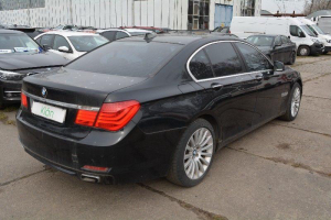 BMW 750i XDRIVE