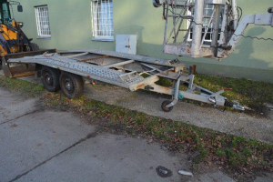 PŘÍVĚS NA PŘEPRAVU VOZIDEL MARO MR 08