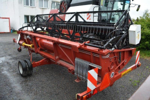 OBILNÝ KOMBAJN ROSTSELMASH VECTOR 425