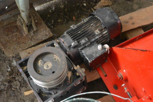 WRAVOR 750 40-200 ROZMÍTACÍ PILA S PŘÍSLUŠENSTVÍM