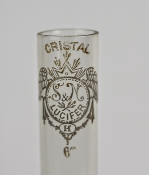 Porcelánová petrolejka