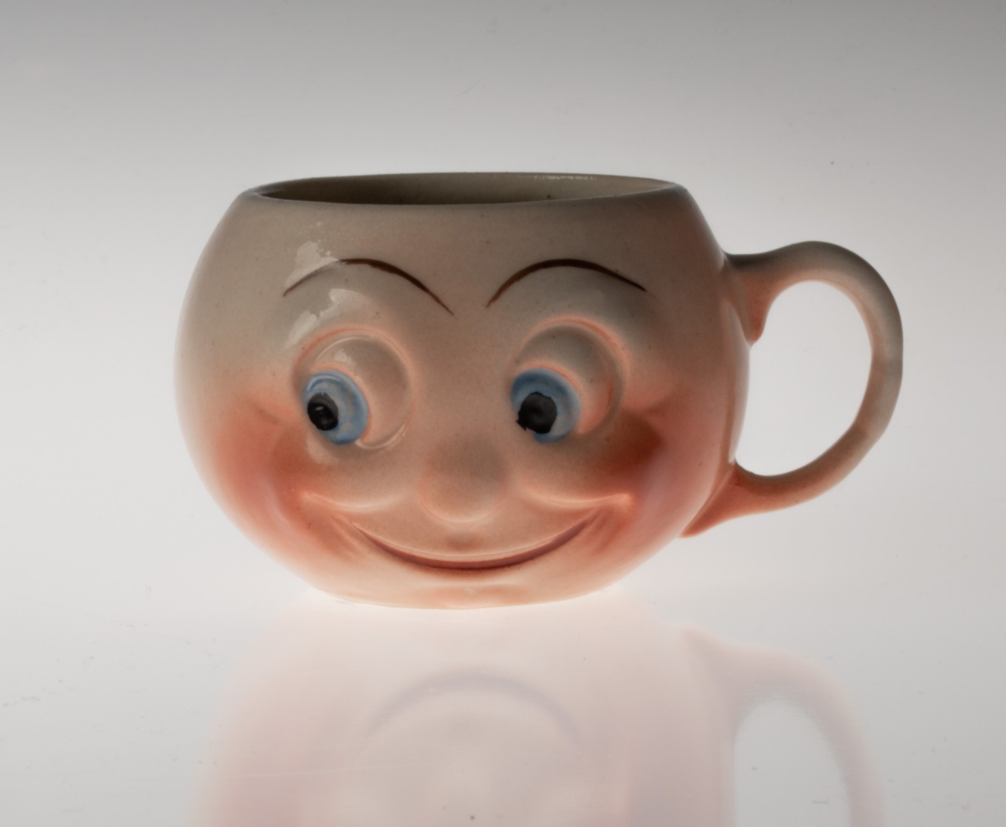 Hrneček s dětským obličejem Made in Czechoslovakia