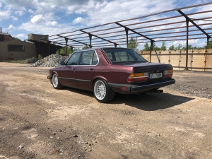 1984 BMW e28, 528e