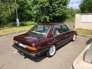 1984 BMW e28, 528e