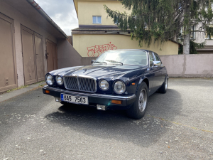 1989 Jaguar XJ / V12