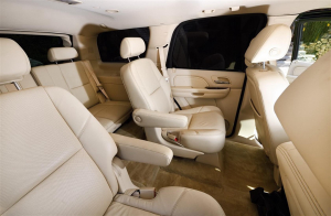 Escalade Cadillac - Cadillac Escalade s podpisom speváčky Madonny v interiéri vozidla (Nulová aukčná prirážka)