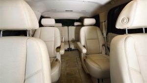 Escalade Cadillac - Cadillac Escalade s podpisom speváčky Madonny v interiéri vozidla (Nulová aukčná prirážka)