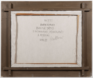 IVAN EXNER 1960 - ZÁTIŠÍ S NOVINAMI, POMERANČI A RYBAMI