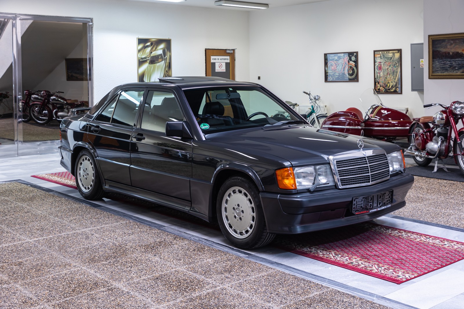 Mercedes-Benz 190 E 2.5 16V