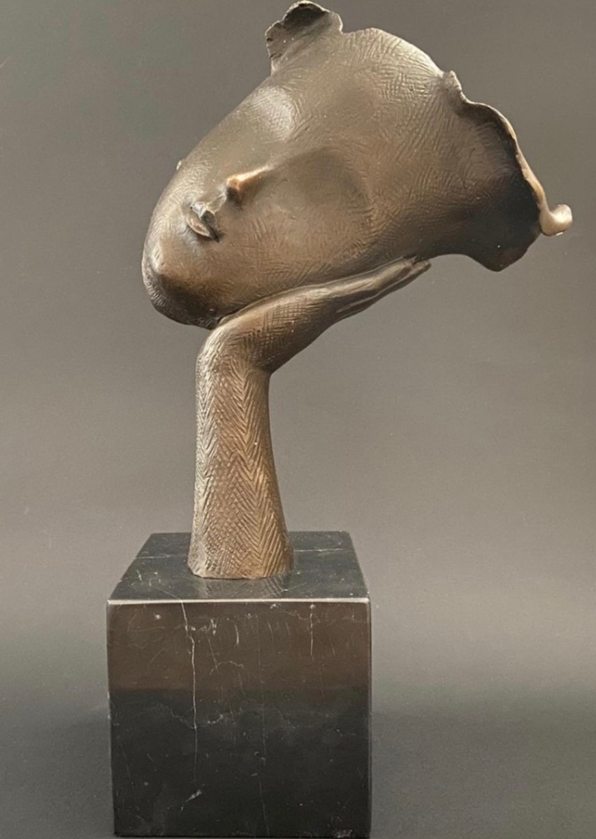 Salvador Dalí (1904 - 1989) - Dívka