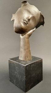 Salvador Dalí (1904 - 1989) - Dívka