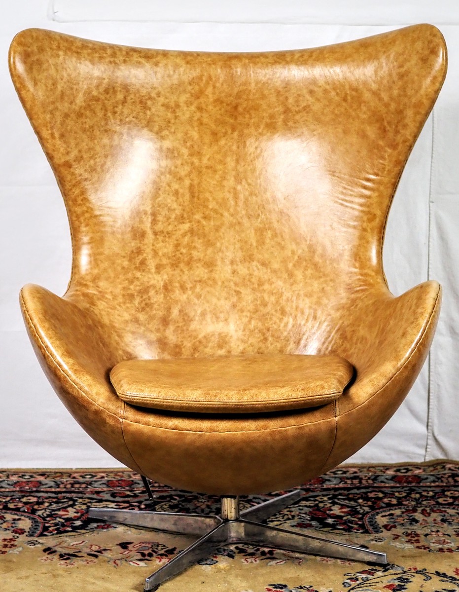 Bold Chair kožené křeslo ušák