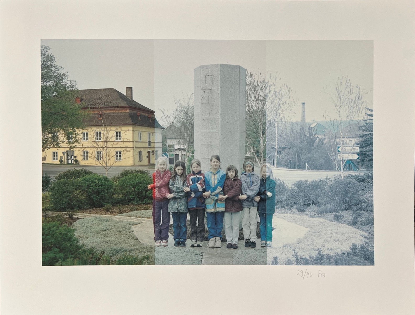 Roman Ondák - Tomorrows (Version)