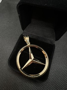 Zlatý přívěšek Mercedes 14kt
