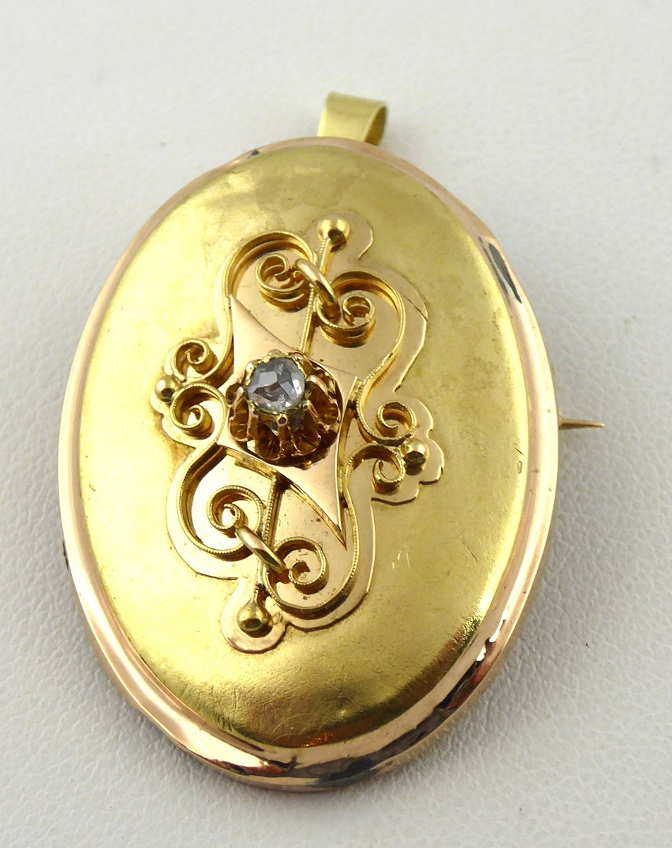 BIEDERMEIEROVÝ ZLATÝ MEDAILON S DIAMANTEM