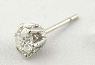 ELEGANTNÍ ZLATÉ NÁUŠNICE S DIAMANTY - 0,85 CT