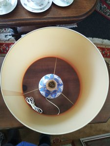 Lampa Fajans