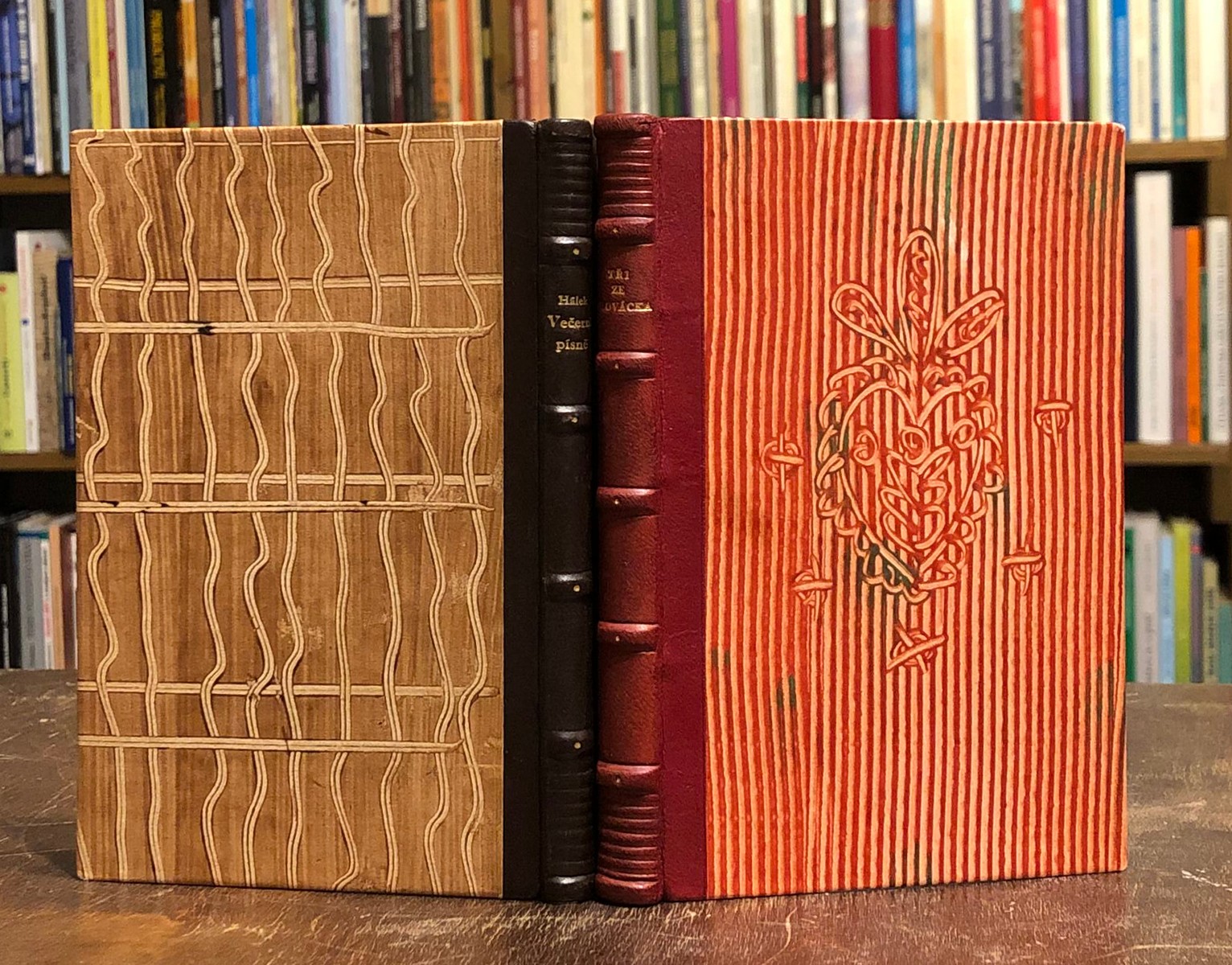Jindřich Svoboda (1909 - 2001) - Dvě umělecké polokožené vazby Jindřicha Svobody