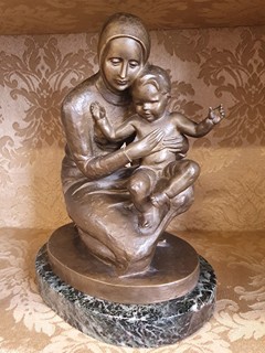 Jan Tříska ( 1904 - 1976)  - Žena s děckem