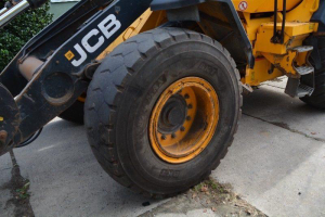JCB 437HT KLOUBOVÝ KOLOVÝ NAKLADAČ