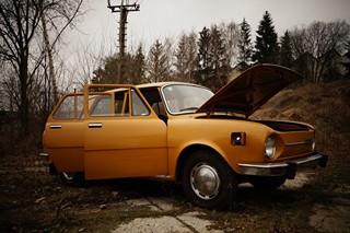1976 ŠKODA 100 de Luxe