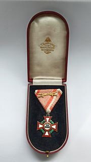 Vojenský záslužný kříž se ZELENOU válečnou dekorací