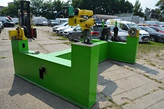 FANUC ARC MATE 120 KOVOBRÁBĚCÍ A OBRÁBĚCÍ TECHNIKA