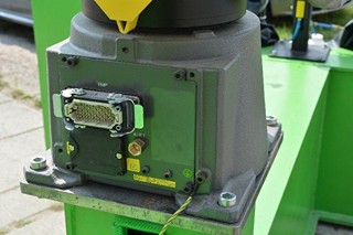 FANUC ARC MATE 120 KOVOBRÁBĚCÍ A OBRÁBĚCÍ TECHNIKA
