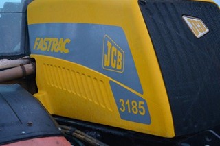 JCB HMV 3185 FASTRAC KOLOVÝ TRAKTOR