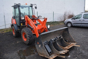 KUBOTA R070 KOLOVÝ NAKLADAČ-RYPADLO