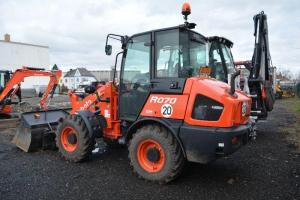 KUBOTA R070 KOLOVÝ NAKLADAČ-RYPADLO