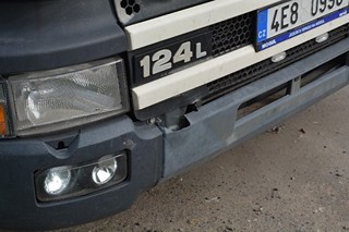 SCANIA R 124L 420