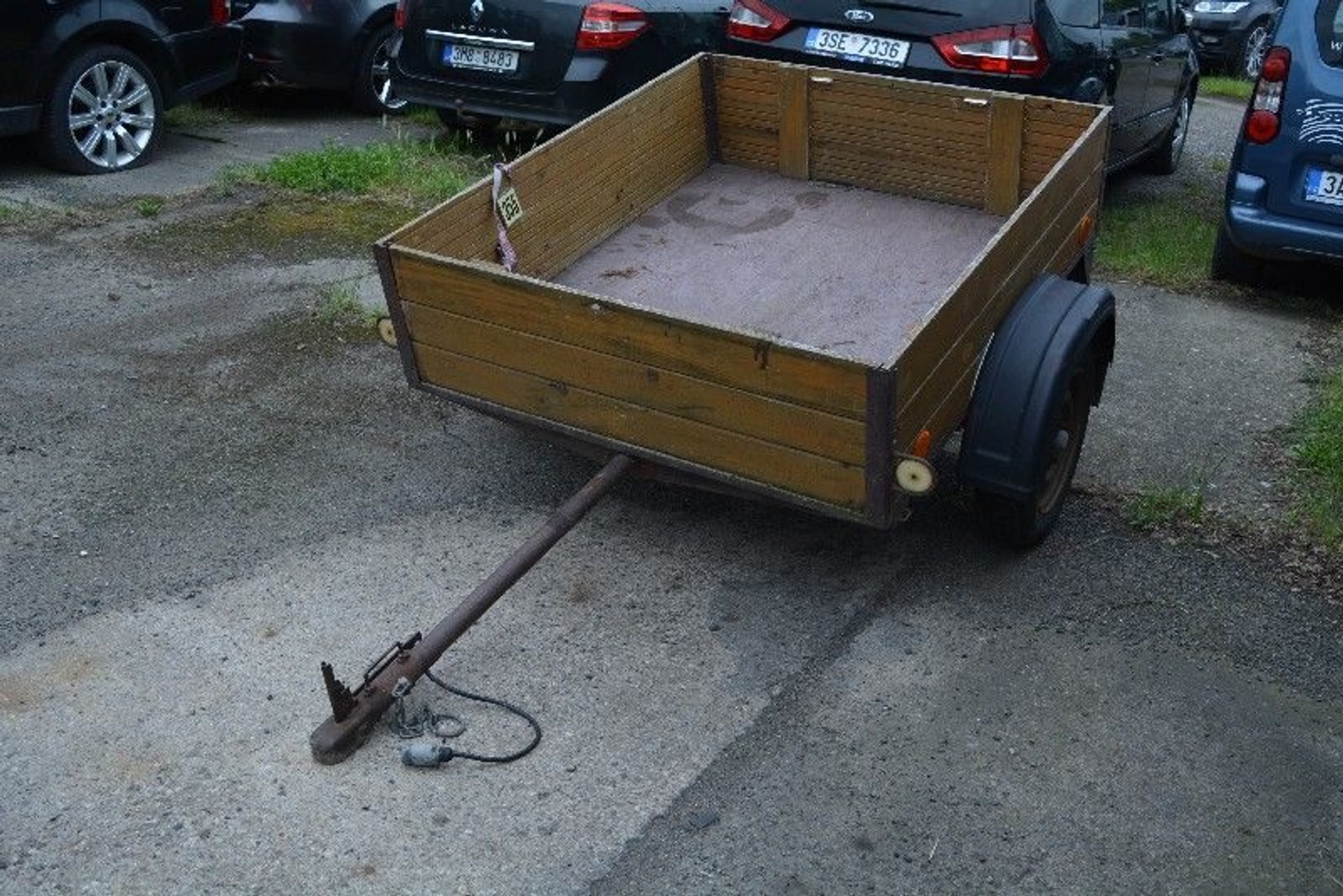 PŘÍVĚSNÝ VOZÍK DOMÁCÍ VÝROBY