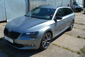 ŠKODA SUPERB COMBI
