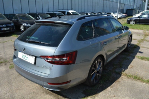 ŠKODA SUPERB COMBI