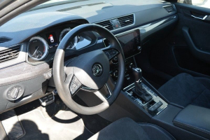 ŠKODA SUPERB COMBI