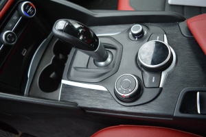 ALFA ROMEO GIULIA 2,OTbi MULTIAIR SUPER AUT.