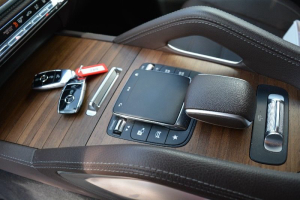 MERCEDES BENZ GLS 350D 4MATIC