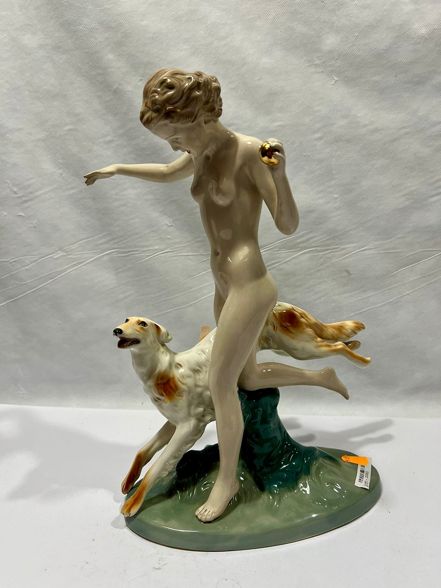 St. porcelánová soška "Diana" od Royal Dux