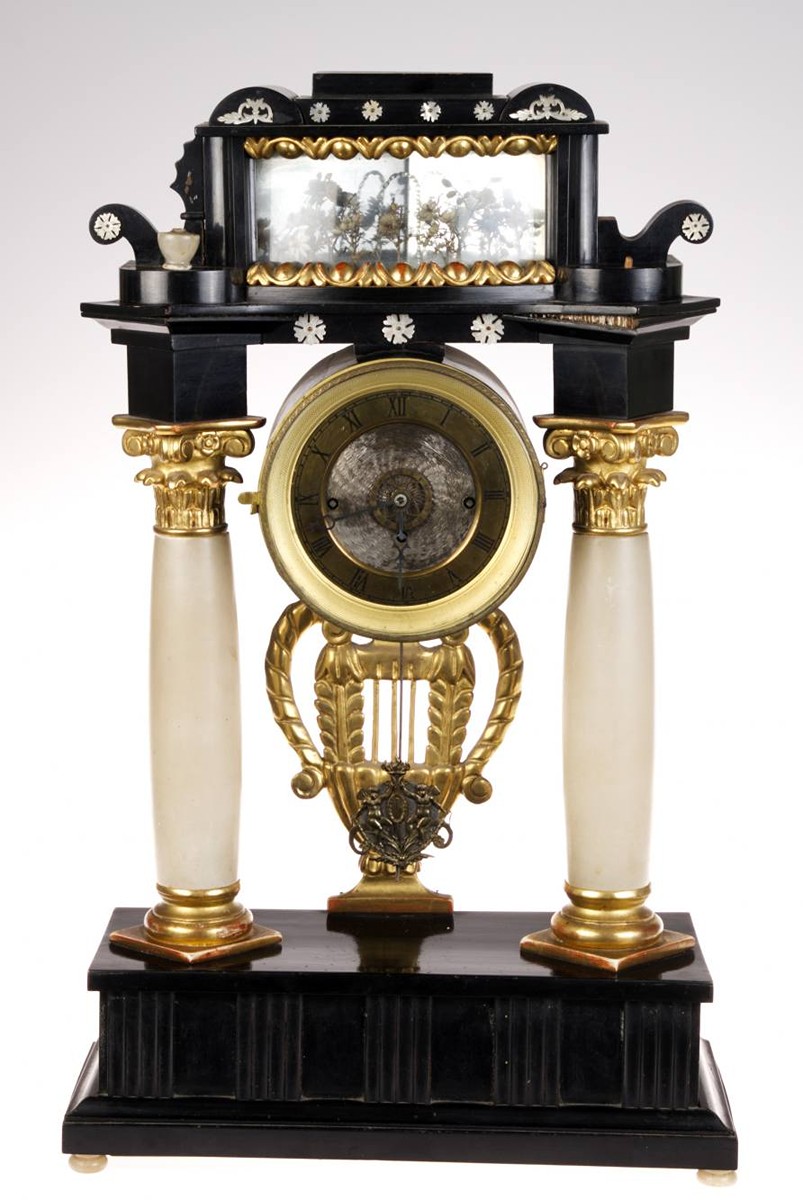 SLOUPKOVÉ HODINY BIEDERMEIER
