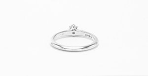 Platinový prsten s diamantem, Tiffany & Co., původní etuje