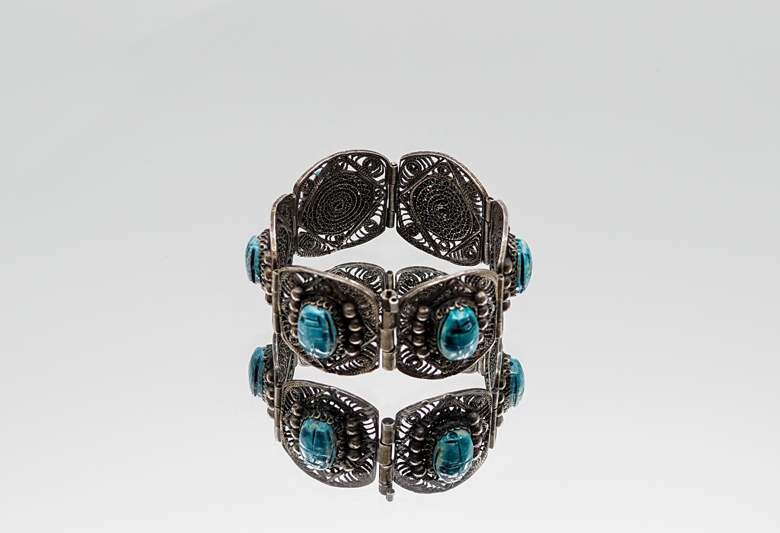 Ag Filigránový náramek se scarabey