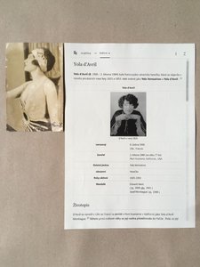D'Avril Yola - podpis na pohlednici