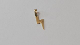 zlatý přívěšek 14kt blesk