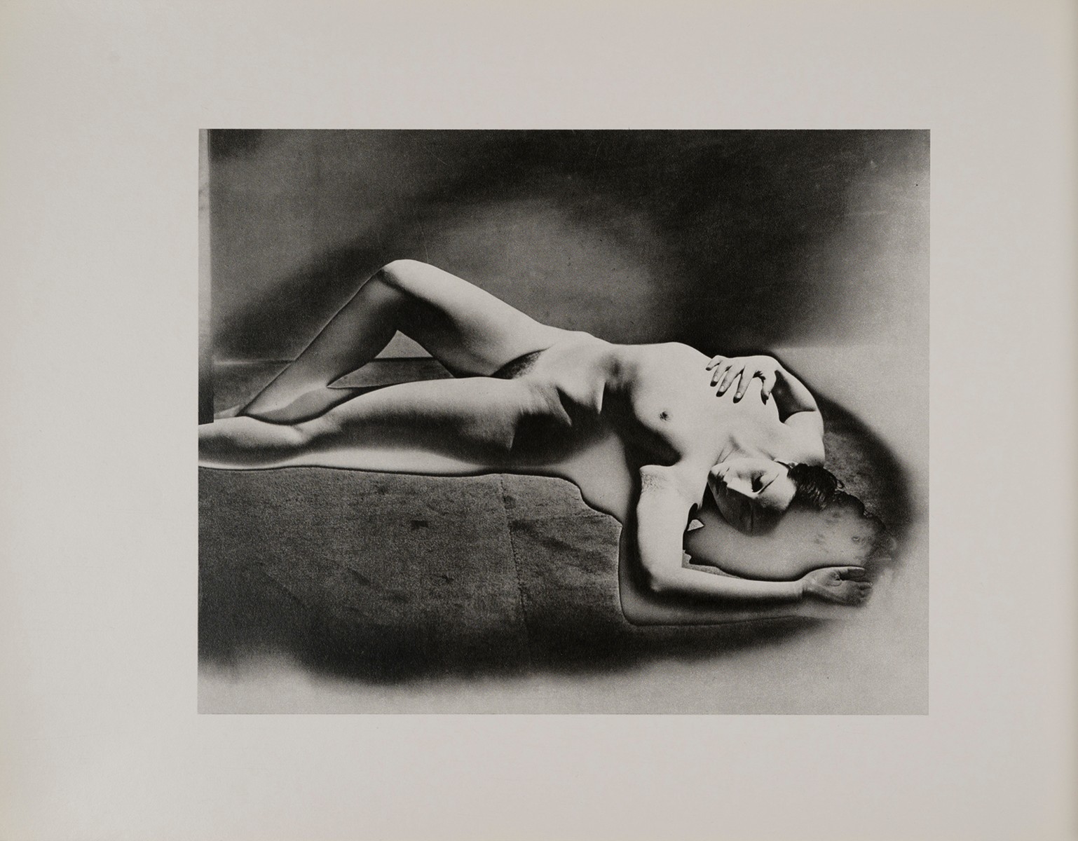 Man Ray (1890-1976) (podle) - Z Man Ray Portfolio - Electa Editrice
